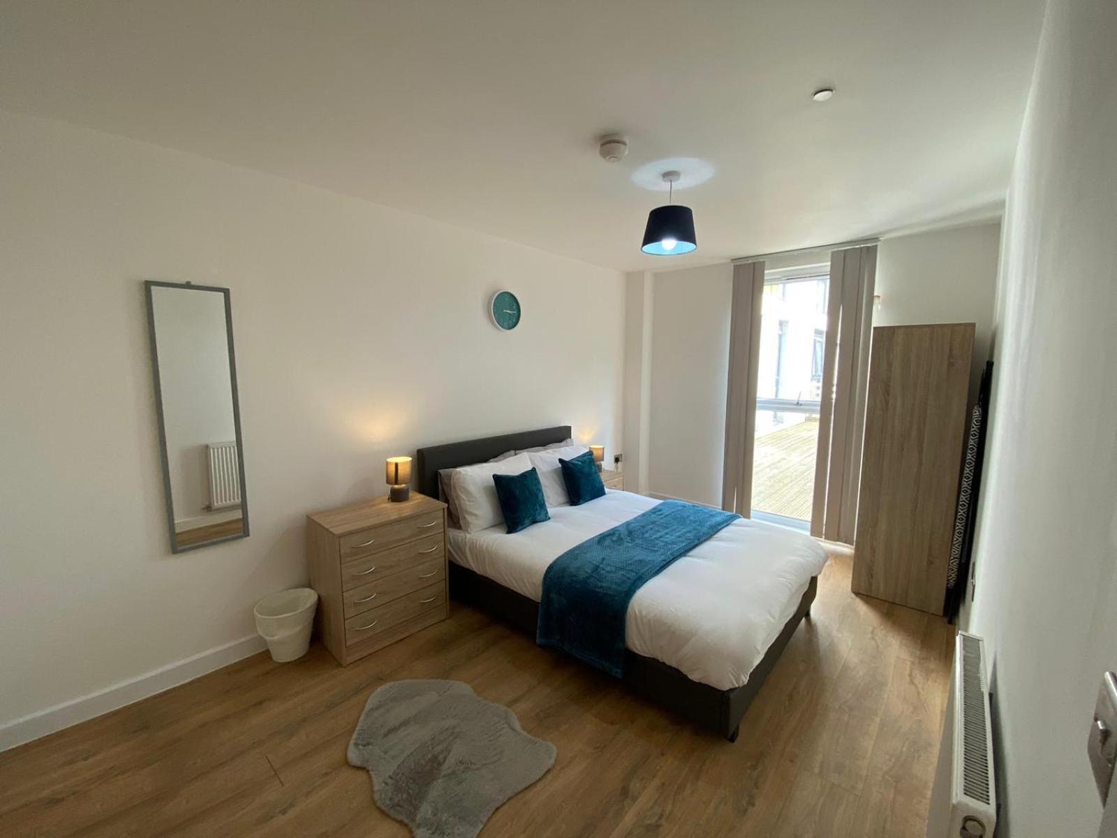 Deluxe Central Apartment - Fast Wifi- Utilitia Arena - Icc - Sea Life Centre Birmingham Exteriör bild